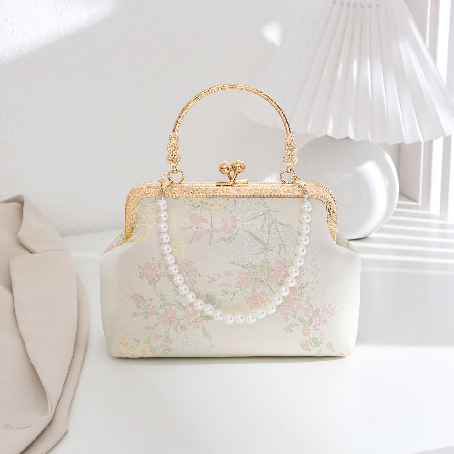 Versatile Chain Crossbody Dumpling Bag