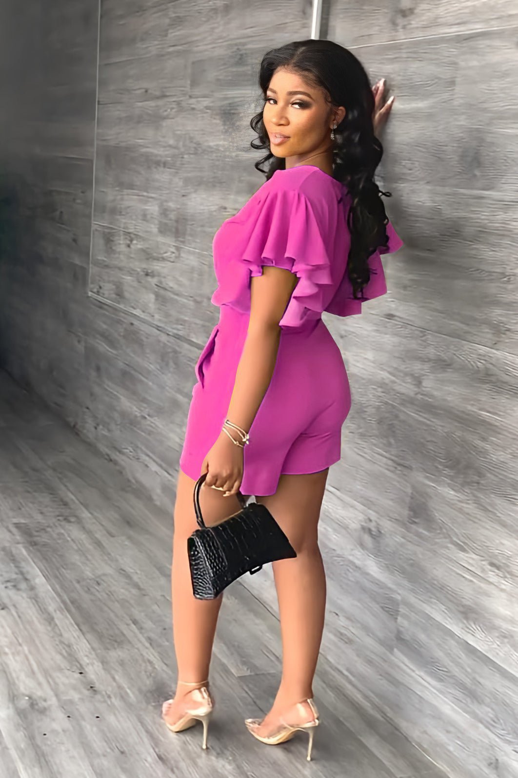 πV Neck Ruffled Casual Two Piece Shorts Set