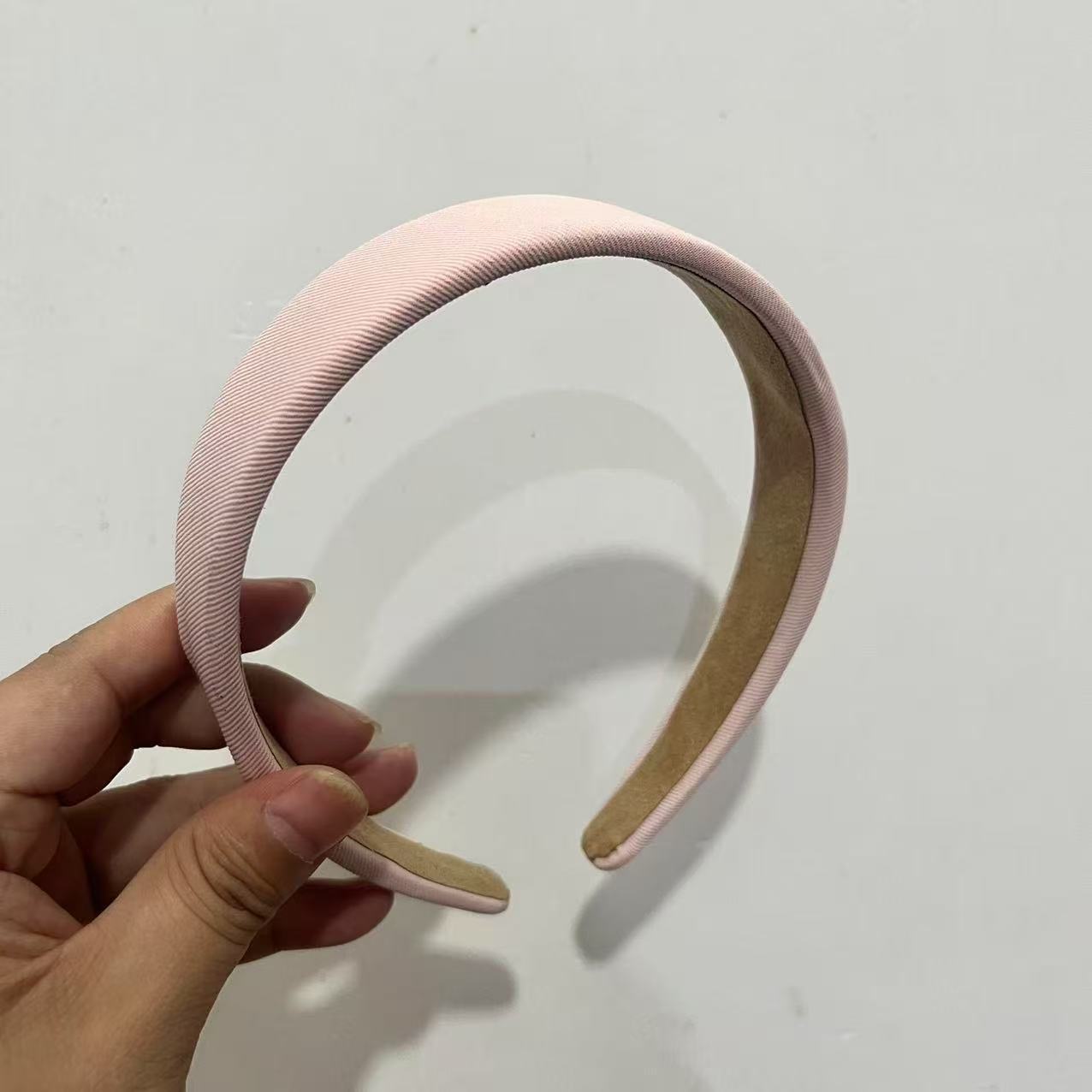 Women's non-slip stylish headband