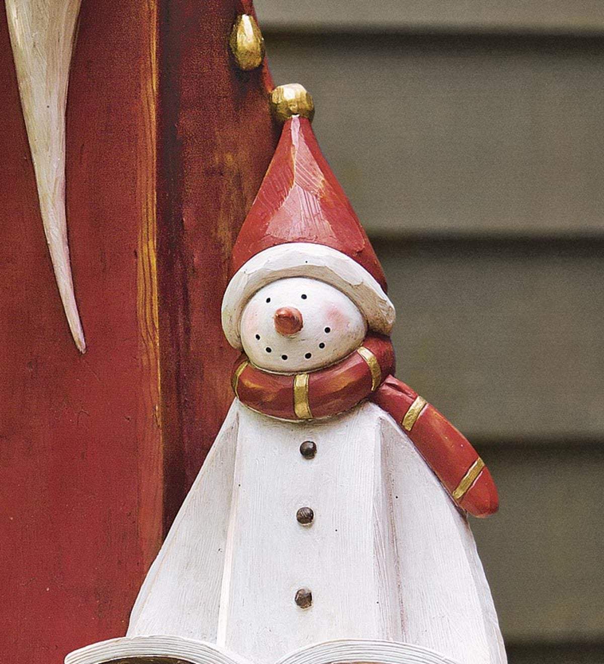 outdoor christmas sculptures
