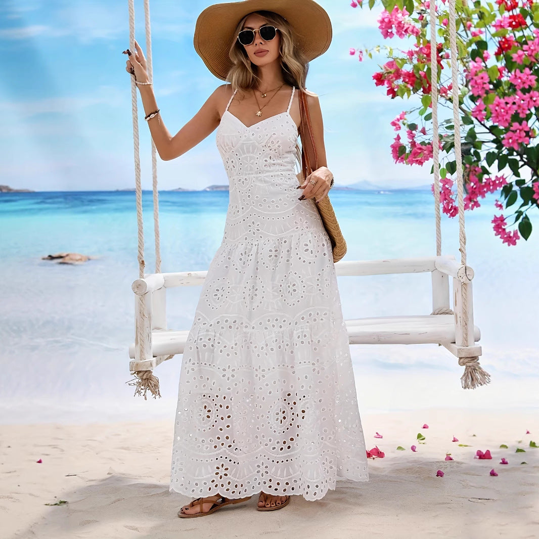Slim-Fit Sleeveless Lace Strappy Dress