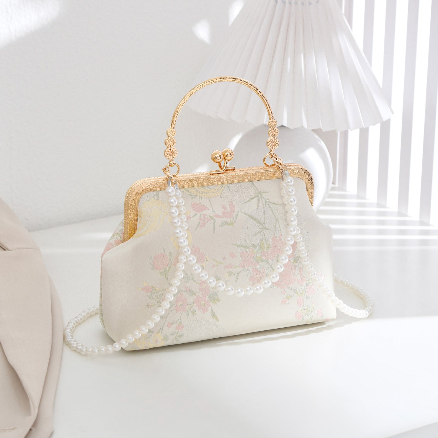 Versatile Chain Crossbody Dumpling Bag