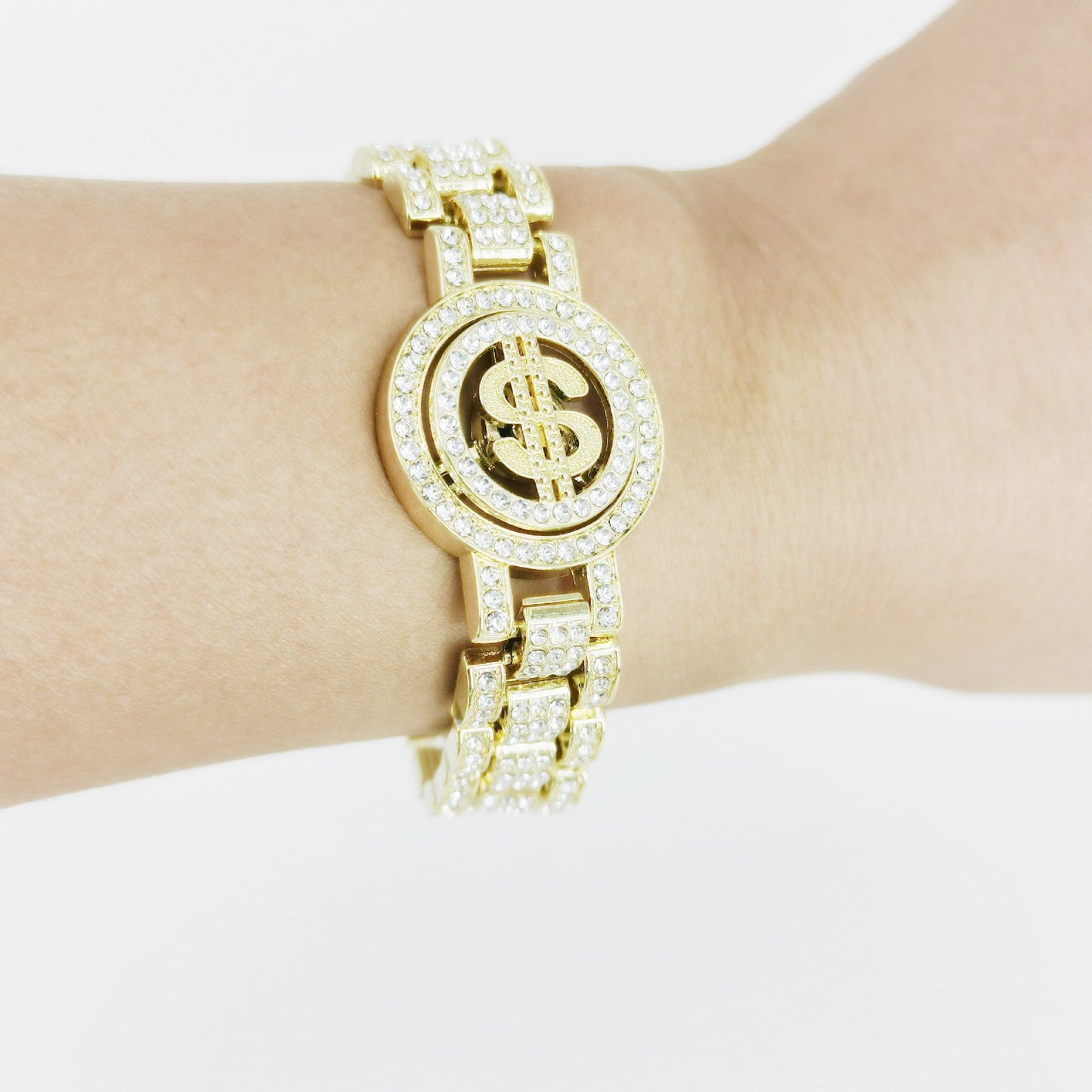 Diamond-encrusted alloy necklace, hip-hop/rap style Cuban link chain.