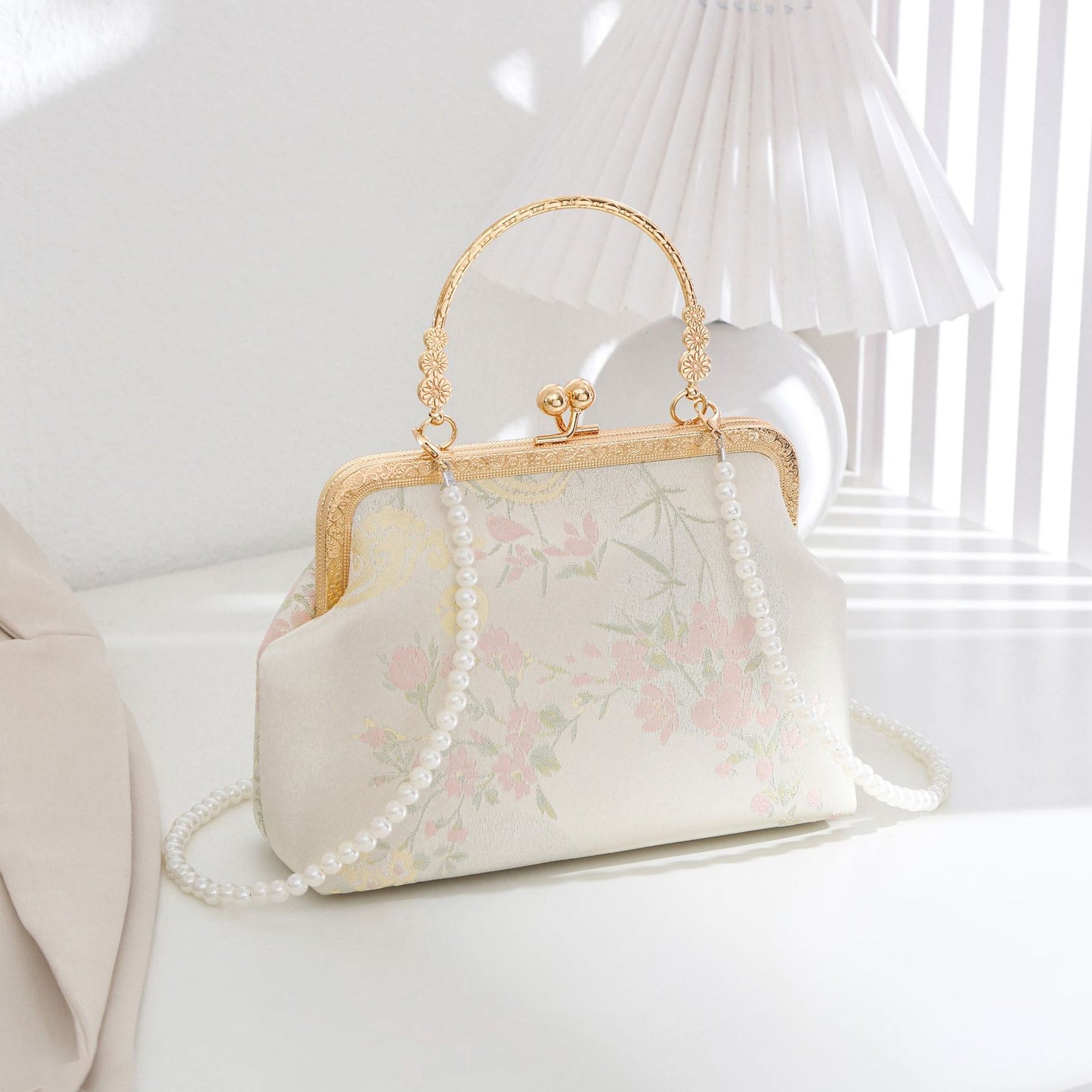 Versatile Chain Crossbody Dumpling Bag