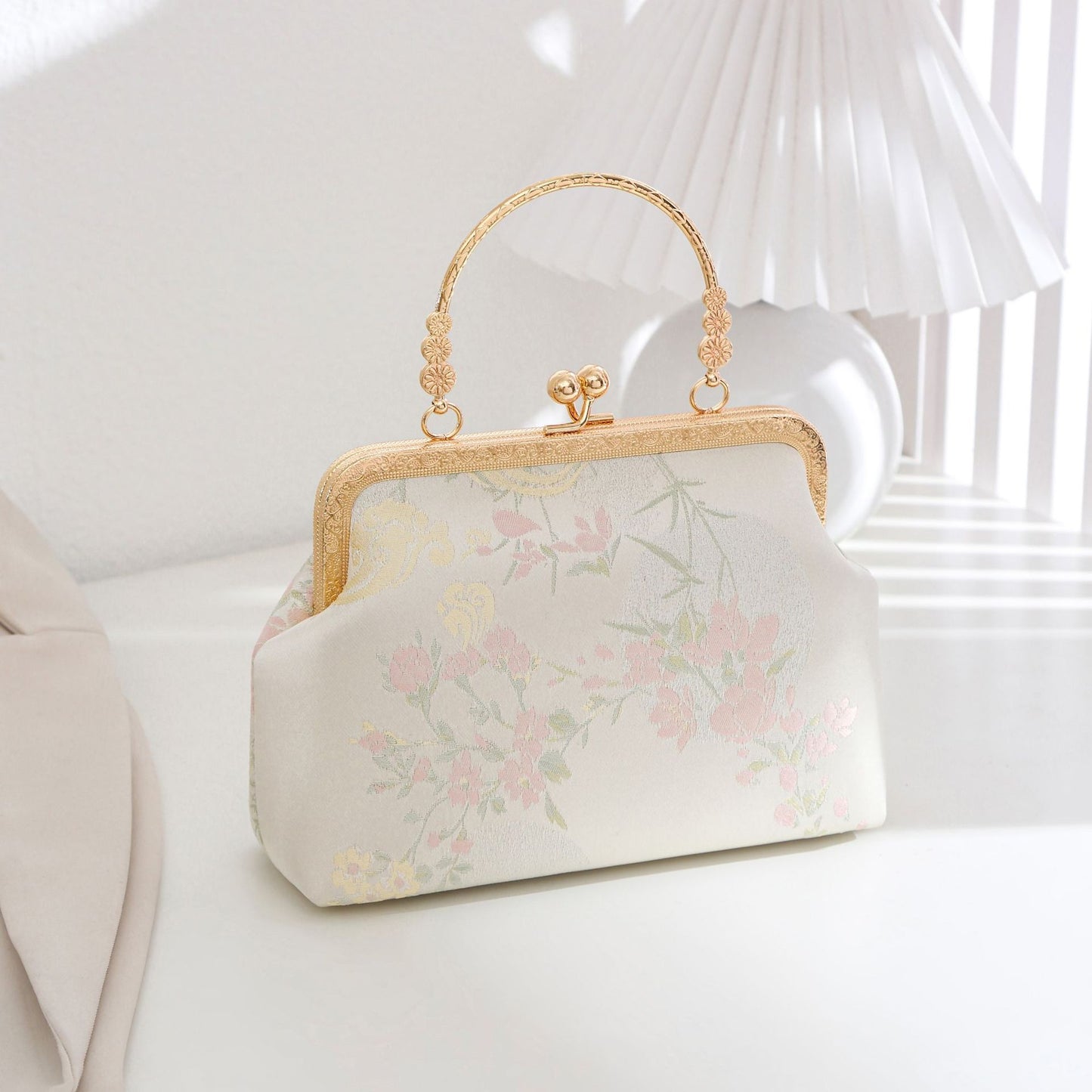 Versatile Chain Crossbody Dumpling Bag